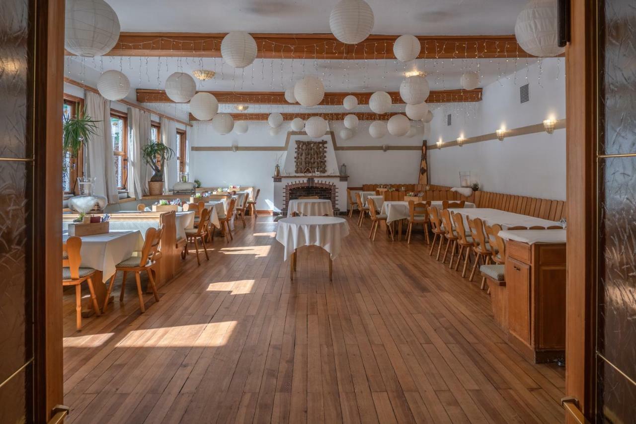 阿拉特湖餐厅酒店 福森 外观 照片
